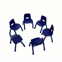 Chaises pour enfants de haute qualité, modernes, en plastique durable, portables, sûres et écologiques, pour l'école, le salon et l'extérieur