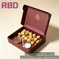 Boîte cadeau de luxe personnalisée pour biscuits avec pots de sauce jetables, boîte d'emballage en papier à couvercle rabattable pour biscuits