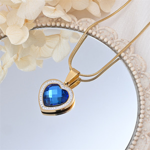 <span class=keywords><strong>Collana</strong></span> con Pendente <span class=keywords><strong>Cuore</strong></span> <span class=keywords><strong>dell</strong></span>'<span class=keywords><strong>Oceano</strong></span> in Acciaio Inossidabile Impermeabile, con Zirconi Blu, Verdi e Neri, Gioielli da Donna - Product Image 4