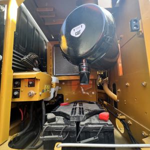 Excavatrice sur chenilles Caterpillar CAT 330d2L d'occasion fabriquée au Japon 30 tonnes Matériel de construction 90% neuve Cat330D2L Grande excavatrice d'occasion - Product Image 4