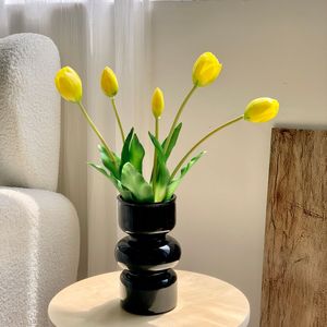 Bouquet de tulipes artificielles Muyu Chronicles, fleurs décoratives de mariage faites à la main en caoutchouc souple - Product Image 4