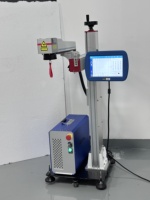 Machine de marquage laser à fibre 30W 60W en ligne pour le marquage de cartons, bouteilles, emballages flexibles, codes de date, codes QR et codes-barres
