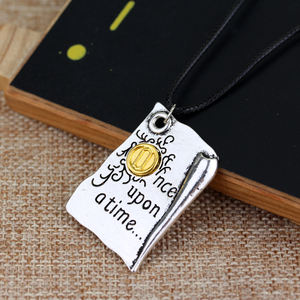 Collar con Colgante en Forma de Libro de Aleación con Cadena de Caja de Moda, Estilo Once Upon a Time, para Mujeres y Hombres, Joyería de Películas - Product Image 3