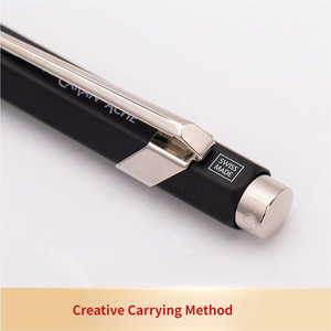 Stylo à bille CARAN D'ACHE 849, pointe arrondie en métal, largeur d'écriture de 0,5 mm, à pression, pour le bureau, la calligraphie haut de gamme, coffret cadeau - Product Image 4