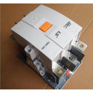 Contacteur électrique Ls Electric Gmc-800 800A AC, tension de bobine 50/60Hz 110/220/380V, montage sur rail DIN - Product Image 1