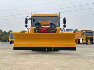 Nouveau camion de déneigement automatique 4x2 diesel, véhicule d'urgence, norme d'émission Euro 5, en vente, pas encore d'<span class=keywords><strong>avis</strong></span> - Product Image 2