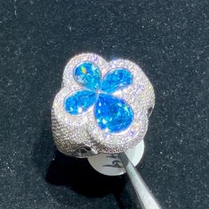 豪華なウェディングジュエリー925スターリングシルバーピンクウォータードロップVVSモアッサナイトダイヤモンド「ラッキークローバー」「アイスクロス」リングカップル用 - Product Image 4