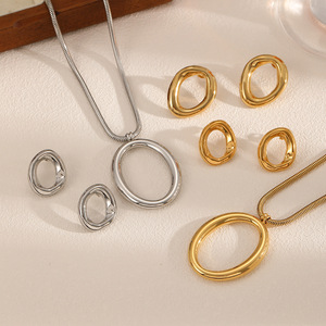 Ensemble collier et boucles d'oreilles en acier inoxydable pour femme, pendentif géométrique circulaire elliptique plaqué or 18 carats, bijoux minimalistes tendance - Product Image 1