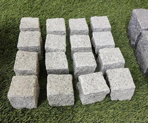 Pavimentazione per Esterni in Granito G601 G603, Ciottoli di Pietra Grigia Burattata da 3cm, 5cm, 10cm, Tagliati su Misura per Vialetti e Paesaggistica - Product Image 4