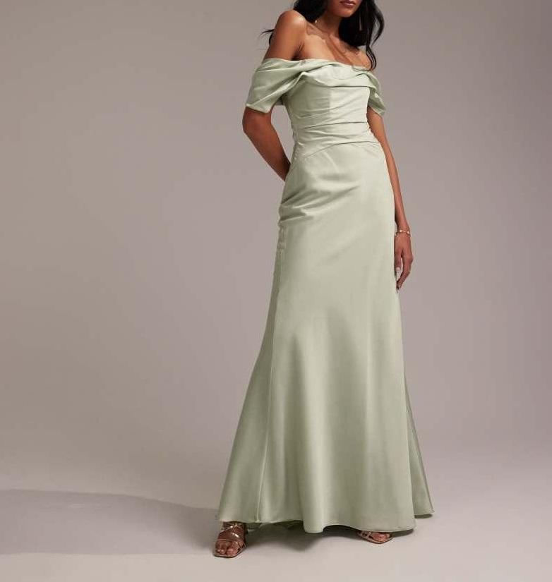 สีเขียว