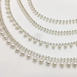 4mm/6mm/8mm Wasser-Diamant-Blume-Perlen-Kette Flachlehne Hochzeits-Stil Taillenkette Dekoration Schuhe Nagelkunst Kleidung-Zubehör