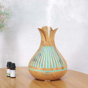 Difusor de aroma de madera de 500 ml con alimentación USB y control remoto, humidificador tipo niebla para uso en el hogar y la oficina - Product Image 2