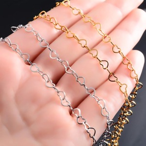 Collier ras du cou en acier inoxydable avec chaîne à maillons en forme de cœur de 4 mm, fait main, pour femmes, couleur argent/or, accessoire de bijouterie - Product Image 5