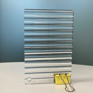 Feuille acrylique cannelée transparente feuille de plexiglas ondulé décor panneaux muraux en verre artificiel feuille acrylique ondulée pour la décoration intérieure