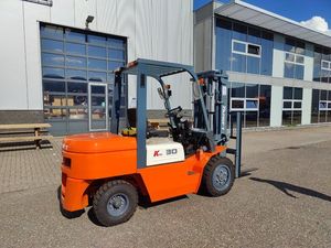 מלגזה הידראולית למחסן, מלגזת דיזל כבדה מתוצרת סין, קיבולת 10-50 טון - Product Image 1