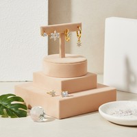 Pendientes de Aro Dorados para Mujer, Set de Pendientes Pequeños y Delicados con Zirconia en Forma de Flor, de Acero Inoxidable para Cartílago