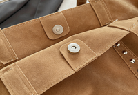 YYU Tas Tote Dekoratif Ukuran Besar dengan Desain Baru, Kain Tahan Air, Dilengkapi Kancing Magnetik, Gaya Retro Fashion.