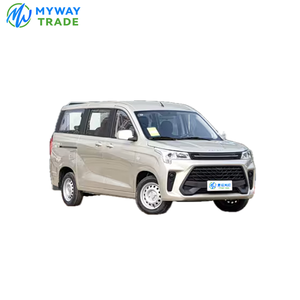 DongFeng <span class=keywords><strong>Fencon</strong></span> 380, Auto a Gasolina con Motor de 1.5L L4, 5 Velocidades, hasta 8 Asientos, Vehículo a Gasolina - Product Image 3