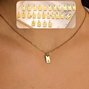 Yiwu Aceon acier inoxydable blanc Rectangle <span class=keywords><strong>Logo</strong></span> <span class=keywords><strong>nom</strong></span> de marque estampillé gravure profonde graver lettre initiale géométrie charme - Product Image 2