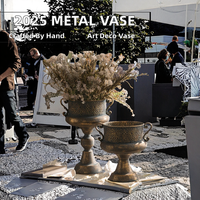 2025 Vase de table Vintage européen fait à la main en fer fleur décor de mariage populaire pour la décoration de la chambre