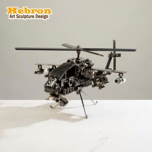 ของตกแต่งคริสต์มาสโลหะสั่งทำขายส่ง ชุดนัทแครกเกอร์รูปทหารกษัตริย์ ซีรีส์ขนมหวาน ชุดสามชิ้น ของตกแต่งตั้งโต๊ะ - Product Image 1