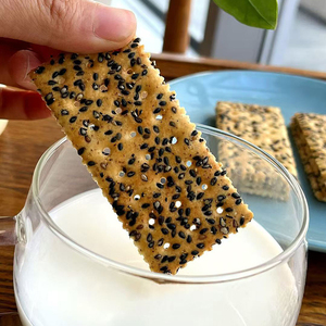 <span class=keywords><strong>Galletas</strong></span> de <span class=keywords><strong>Soda</strong></span> de Trigo Integral Negro con Sésamo Negro - 25% de Trigo Integral Negro y Sésamo Negro - Product Image 5