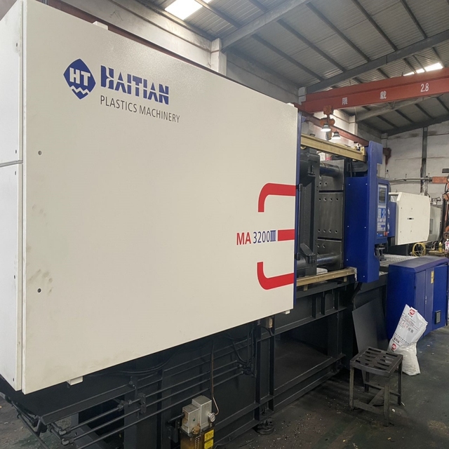 Best Selling Used Haitian Hybrid Horizontal Injection Molding Machine 60mm Screw Diameter Core Components PLC Motor Pump Plastic