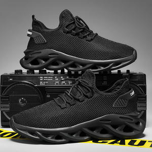 2026 nuove scarpe da corsa da uomo KJ scarpe minimali da corsa da pista in tessuto Air Mesh atletico basso Sport leggero estivo - Product Image 1