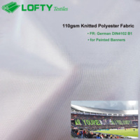 DIN4102 B1 Feuerhemmender 110gsm Strickpolyester-Stoff für Fußballspiele Große Bühnendekorationen Bemalte Banner