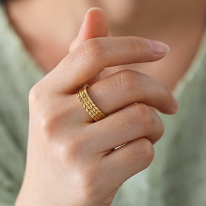 Cool motocicleta coche neumático anillos para hombres niños Acero inoxidable Hip Hop Punk geométrico rayas dedo anillo joyería de moda regalo - Product Image 3