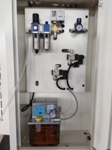 <span class=keywords><strong>Centro</strong></span> di Lavorazione Verticale Premium VMC1160 con Controllo CNC Fanuc e Funzionalità Automatiche per Inserti di Stampi e Parti di Precisione su Piccola Scala - Product Image 3