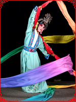 Costume d'opéra chinois féminin, tenue de danse à manches aquatiques, fée dispersant des fleurs, vêtements de scène pour filles en polyester et rayonne