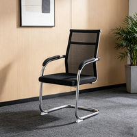 Chaise de bureau ergonomique moderne à dossier moyen en maille, extensible et réglable en hauteur, idéale pour la réception des visiteurs et les négociations