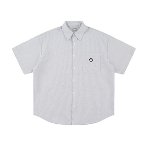 Camiseta Casual de Corte Ajustado para Hombre, Diseño Inspirado en Camisas, con Tela Transpirable Antiarrugas, Ideal para Salidas de Fin de Semana con Estilo - Product Image 4