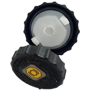 Tapa del cilindro maestro de freno Toyota 47230-47090, repuesto para Lexus y otros modelos, material de vidrio - Product Image 1