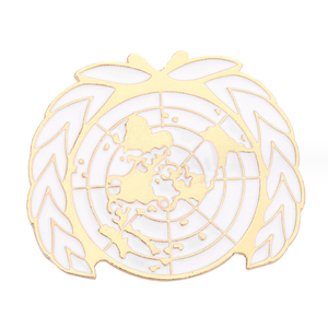 Épinglette personnalisée DFB102 avec logo des Nations Unies en émail dur, épinglette dorée en forme de couronne, épinglette du monde - Product Image 4