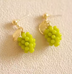 Pendientes de Uva con Cuentas Doradas para Mujer, Modernos para Fiesta, Chapados en Oro de 14K, Acero Inoxidable de Alta Calidad, Diseño Minimalista de Bosque - Product Image 6