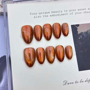 Kit de faux ongles à presser 3D French Tip, vente en gros, faits main, courts, en forme d'amande, personnalisés, en gel souple - Product Image 5