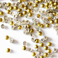 Gros FAIBLE QUANTITÉ MINIMALE DE COMMANDE Multi Taille Ronde Cristal Strass Applique Pointback Verre Clair Cristal Strass
