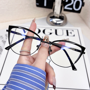 G90-372 New Round Frame Metal Anti-Blue Light <strong>Glasses</strong> Frame Men's <strong>Korean</strong> Version Fashion Students Can Wear Myopia <strong>Glasses</strong> - Product Image 2