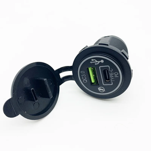 Enchufe de cargador de coche de grado marino 12V 24V PD QC3.0 cargador rápido impermeable puertos <span class=keywords><strong>USB</strong></span> duales para teléfonos tabletas - Product Image 3
