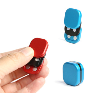 2025 mới nhất màu xanh đỏ mini kích thước chống căng thẳng cảm giác EDC văn phòng Bàn Kim Loại ngón tay cho thanh trượt Đồ chơi Unisex - Product Image 5