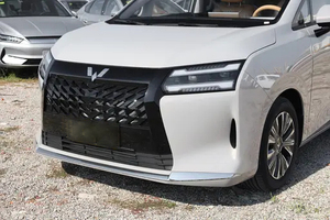 Wuling Xingguang 730, Monovolumen de Lujo a Gasolina, Nuevo Modelo 2026, 5 Puertas, 7 Asientos, Transmisión Automática, Fabricado en China, Aspiración Natural, LED - Product Image 6