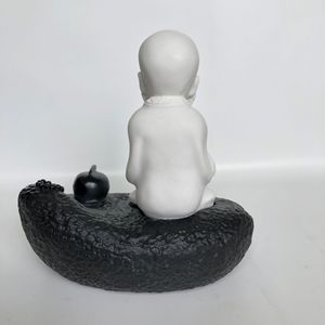 Escultura de resina de monje <span class=keywords><strong>Zen</strong></span>, figura de meditación, decoración nórdica minimalista pintada a mano, soporte para incienso, adorno para sala de estar - Product Image 3