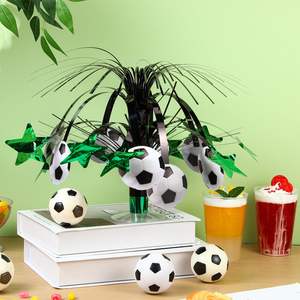 6 pièces <span class=keywords><strong>de</strong></span> décorations <span class=keywords><strong>de</strong></span> fête sur le thème du football, centres <span class=keywords><strong>de</strong></span> <span class=keywords><strong>table</strong></span> en forme <span class=keywords><strong>de</strong></span> ballon <span class=keywords><strong>de</strong></span> football avec base en feuille, décorations <span class=keywords><strong>de</strong></span> <span class=keywords><strong>table</strong></span>, journée <span class=keywords><strong>de</strong></span> match, amateurs <span class=keywords><strong>de</strong></span> sport - Product Image 2