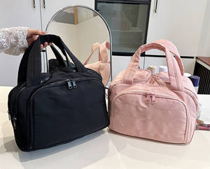 Borsa cosmetica da viaggio da donna rosa di grande capacità leggera da viaggio borsa per il trucco con impugnatura superiore con chiusura a cerniera - Product Image 6