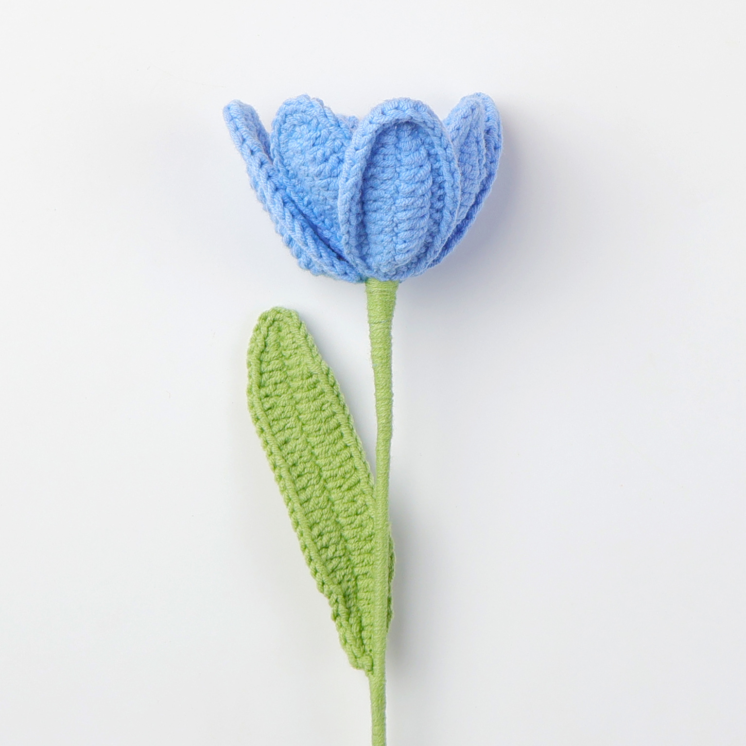 Snow five open tulip branch - blue