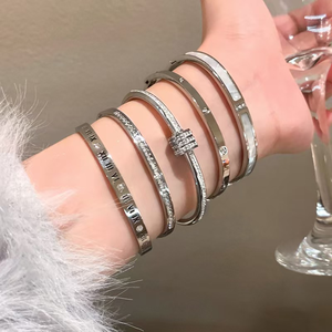 Bracelet Doré pour Femme, Bijou en Titane Plaqué Or 18K, Étanche, Antirouille et Inaltérable, <span class=keywords><strong>Bijoux</strong></span> de Couple Homme et Femme - Product Image 5