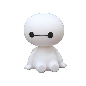 2025 dibujos animados Baymax <span class=keywords><strong>Robot</strong></span> sacudiendo la cabeza figura coche adornos Auto Interior decoraciones Big Hero muñeca juguetes ornamento Accesorios - Product Image 1