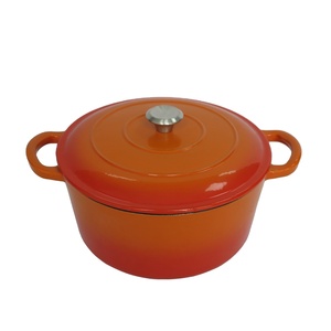 <span class=keywords><strong>Cocotte</strong></span> <span class=keywords><strong>en</strong></span> <span class=keywords><strong>fonte</strong></span> émaillée, couleur orange dégradé, avec couvercle à boutons auto-verseurs pour une cuisson humide et fondante - Product Image 6